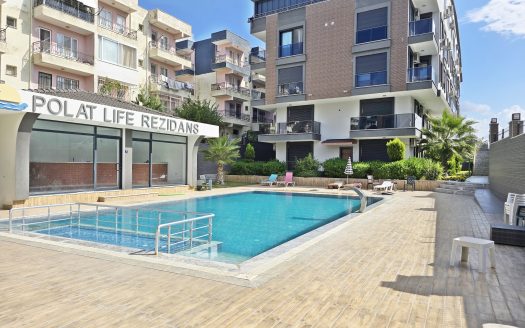 Beautiful 2 Bed, Separate Kitchen Apartment