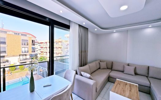 Beautiful 2 Bed, Separate Kitchen Apartment