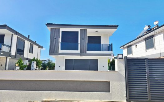 4-Bed Detached Villa with Private Pool For Sale in Didim-2nd Home in Turkey