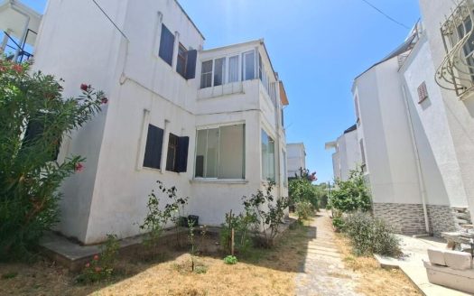 Bargain 3-bed Semi-Detached Villa for Sale in Didim