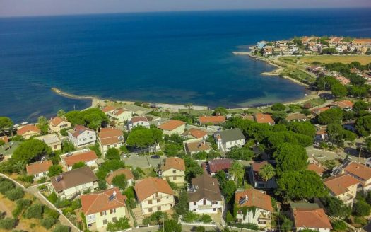 Bargain 3-bed Semi-Detached Villa for Sale in Didim