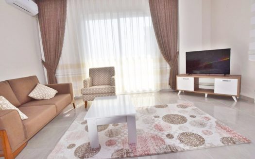 Short-Term Weekly Holiday Lettings – Fully Furnished Apartments in a Resort-Style Complex